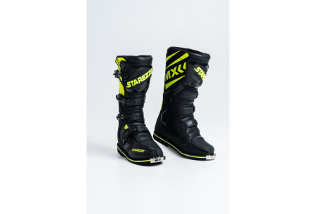 roma-black-fluo-yellow_01-825x560
