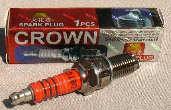 1833913762_w640_h640_svecha-crown-d8tc