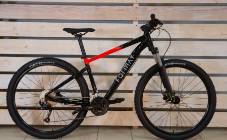 черно-красный