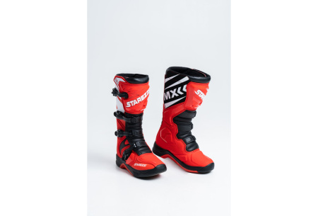 milano-red-black-white_01-825x560